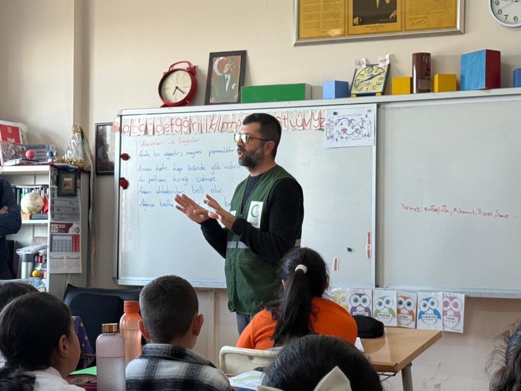 fec4acce-46ad-48b1-9718-adc4ef289575